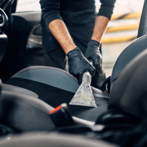 servicios de lavado y mantenimiento de coches en Zaragoza